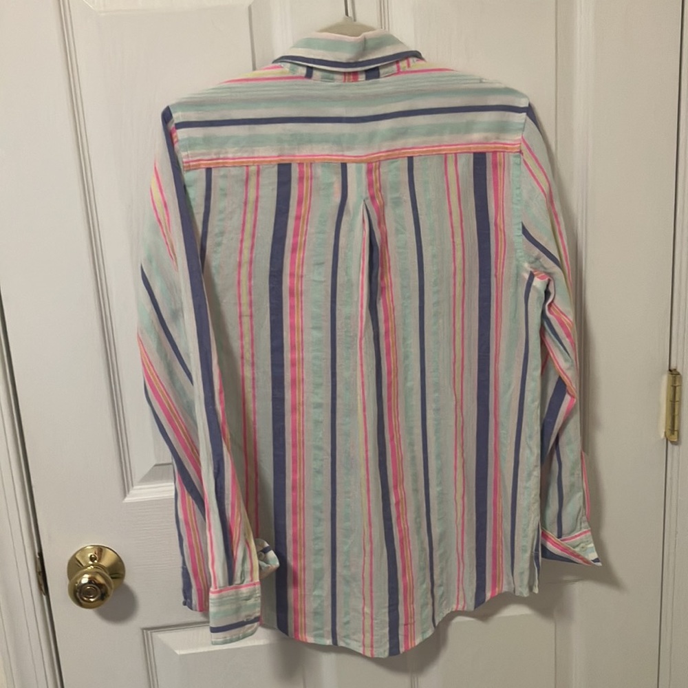 Vineyard Vines Button Down - image 4